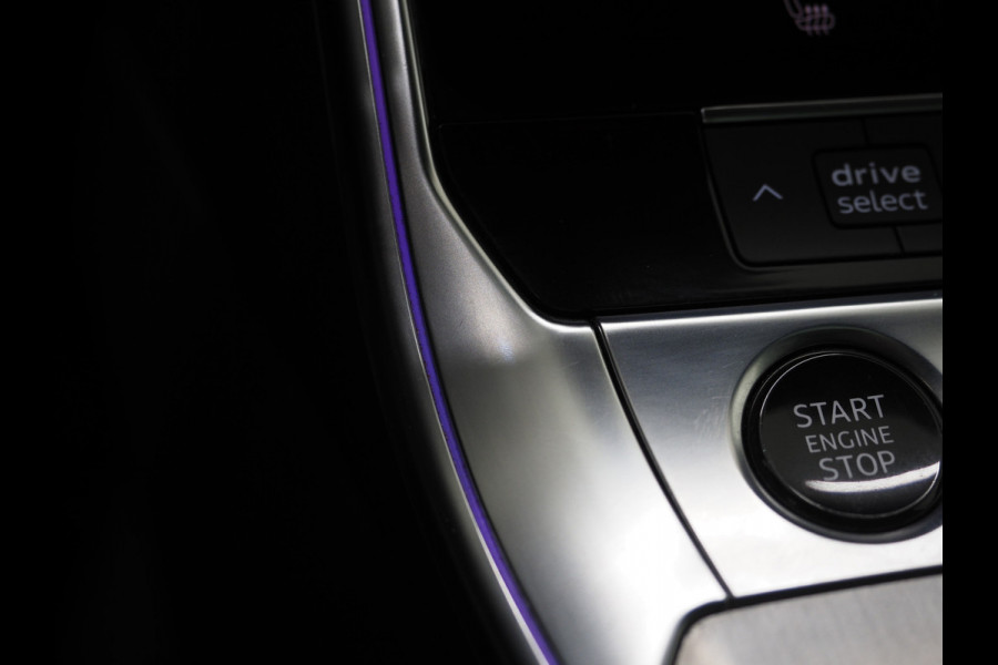 Audi A6 Avant 55 TFSI e quattro Competition Full Black | Panoramadak | B&O Audio | Camera | Keyless | Adaptive Cruise | Sfeerlicht | Carplay