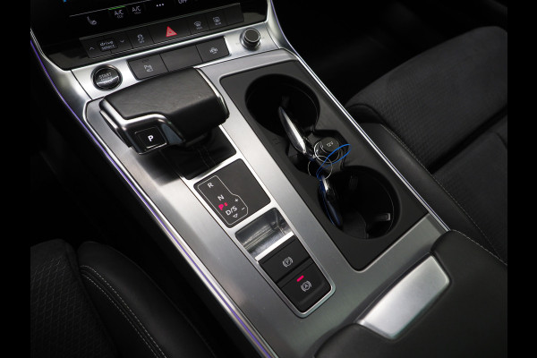 Audi A6 Avant 55 TFSI e quattro Competition Full Black | Panoramadak | B&O Audio | Camera | Keyless | Adaptive Cruise | Sfeerlicht | Carplay