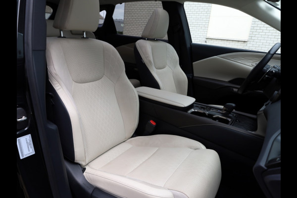 Lexus RX 450h+President Line