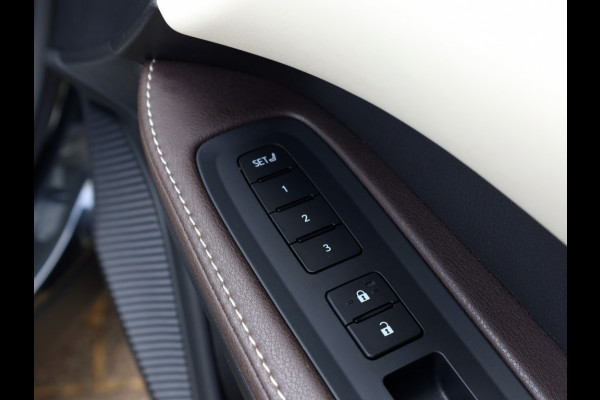 Lexus RX 450h+President Line