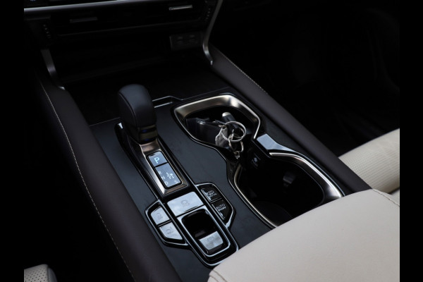 Lexus RX 450h+President Line