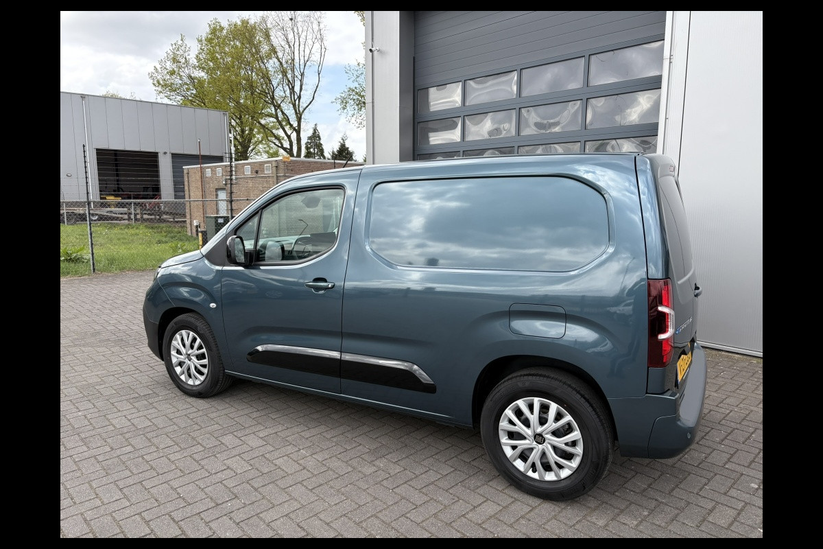 Fiat E-Doblò 50 kWh 3-zits | airco | carplay | cruise