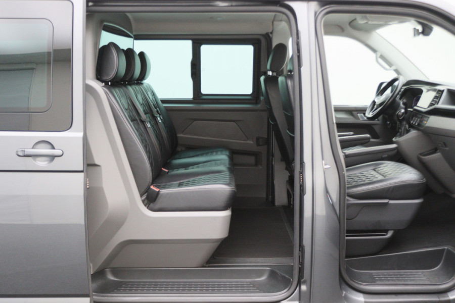 Volkswagen Transporter 2.0 TDI DSG L2H1 30 DC Bulli Leer, 2x Elektr. Schuifdeur, ACC, Camera, Apple Carplay, LED, Trekhaak, 20''