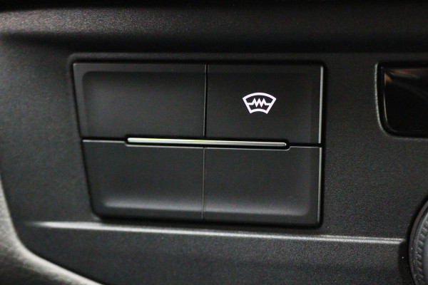 Volkswagen Transporter 2.0 TDI DSG L2H1 30 DC Bulli Leer, 2x Elektr. Schuifdeur, ACC, Camera, Apple Carplay, LED, Trekhaak, 20''