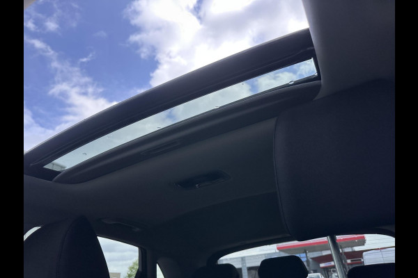 Hyundai Kona EV Fashion 64 kWh | SOH: 96,8% | Sky PANO Dak | HUD | Dodehoek Detectie | ACC |