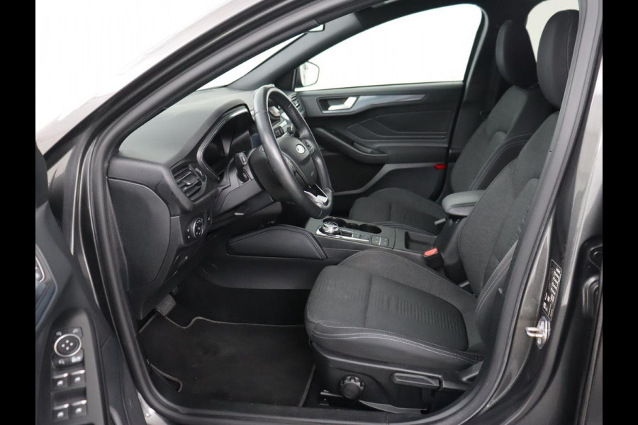 Ford Focus 1.5 EcoBoost Active X Business | Adaptive cruise | Trekhaak | Camera | Carplay | Navigatie | Keyless | Full LED | Parkeerhulp | Climate control | Digital Cockpit | Bluetooth