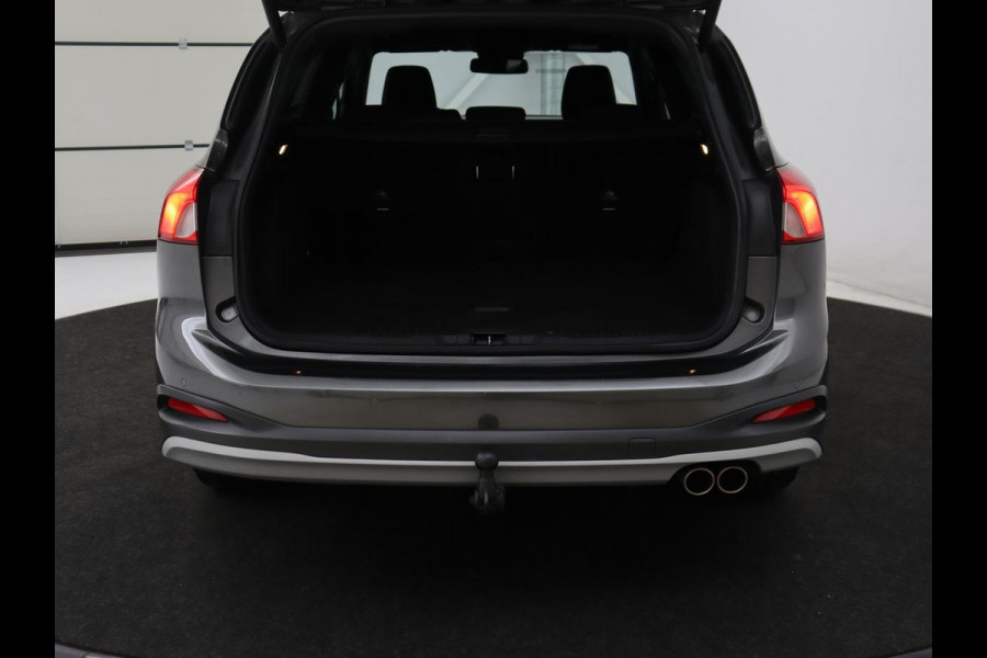 Ford Focus 1.5 EcoBoost Active X Business | Adaptive cruise | Trekhaak | Camera | Carplay | Navigatie | Keyless | Full LED | Parkeerhulp | Climate control | Digital Cockpit | Bluetooth