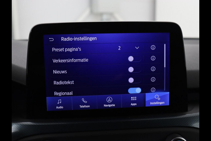 Ford Focus 1.5 EcoBoost Active X Business | Adaptive cruise | Trekhaak | Camera | Carplay | Navigatie | Keyless | Full LED | Parkeerhulp | Climate control | Digital Cockpit | Bluetooth