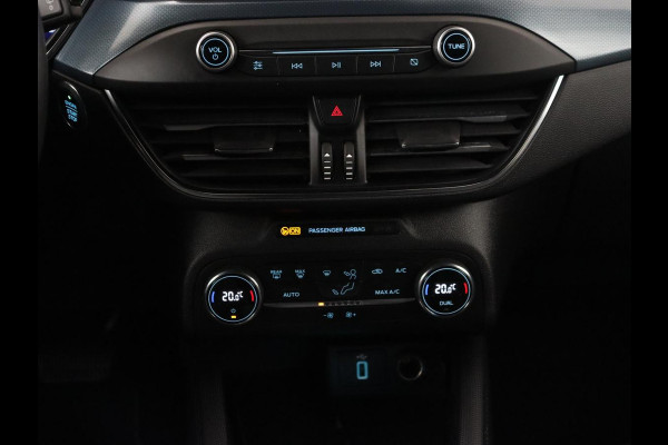 Ford Focus 1.5 EcoBoost Active X Business | Adaptive cruise | Trekhaak | Camera | Carplay | Navigatie | Keyless | Full LED | Parkeerhulp | Climate control | Digital Cockpit | Bluetooth