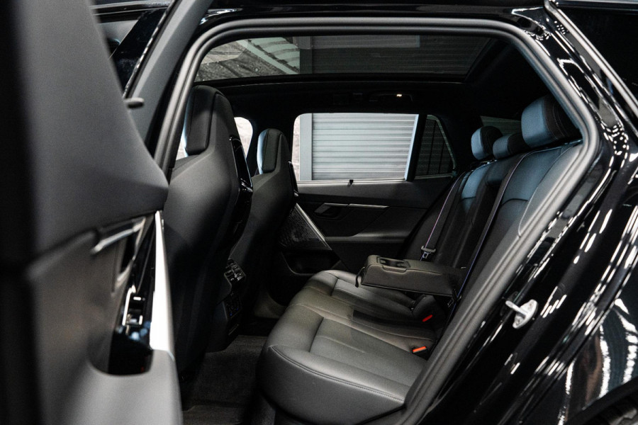 BMW 5 Serie Touring M5 *M Driver’s Package / Bowers & Wilkins / Carbon-interieur / Stoelventilatie / Panorama / Memory / Keyless / Surround-View*