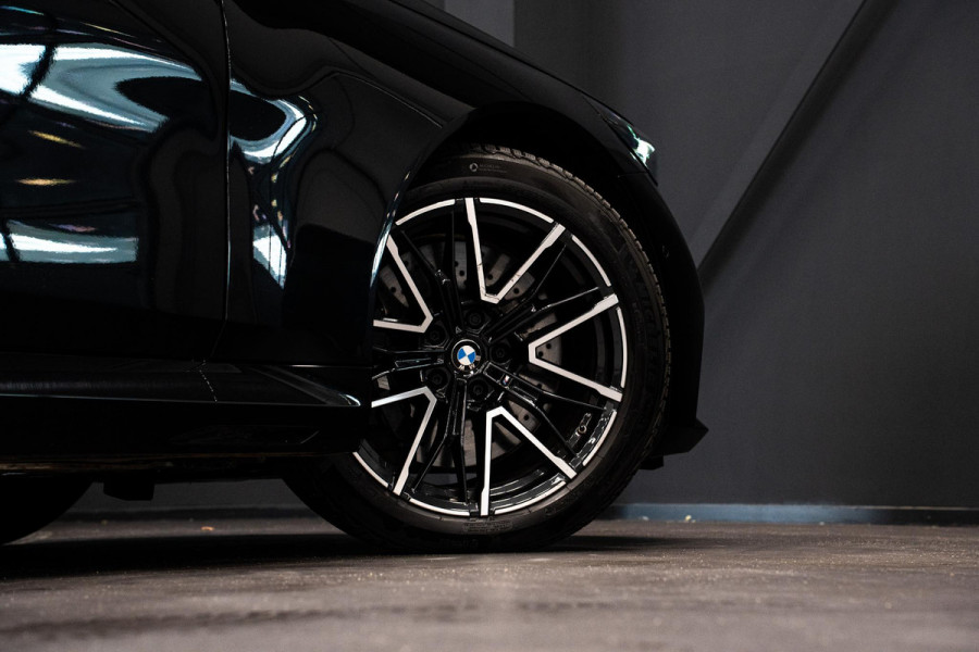 BMW 5 Serie Touring M5 *M Driver’s Package / Bowers & Wilkins / Carbon-interieur / Stoelventilatie / Panorama / Memory / Keyless / Surround-View*