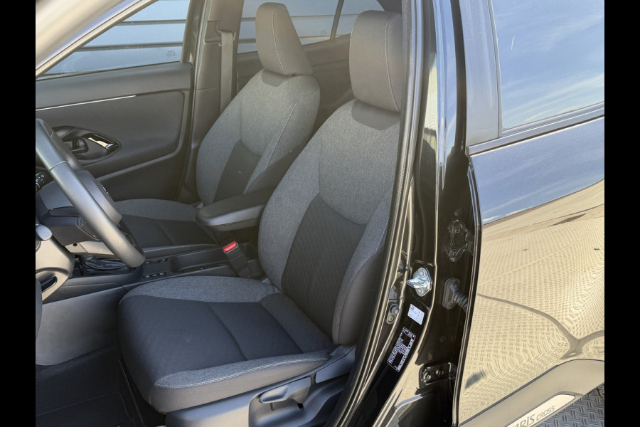 Toyota Yaris Cross 1.5 Hybrid 130 PK AUT Dynamic / Camera / Blind spot / Navigatie