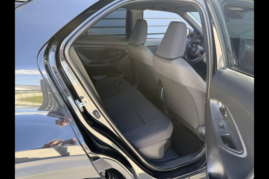 Toyota Yaris Cross 1.5 Hybrid 130 PK AUT Dynamic / Camera / Blind spot / Navigatie