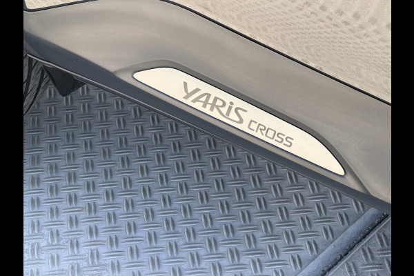 Toyota Yaris Cross 1.5 Hybrid 130 PK AUT Dynamic / Camera / Blind spot / Navigatie
