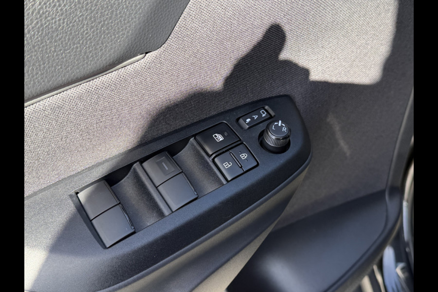 Toyota Yaris Cross 1.5 Hybrid 130 PK AUT Dynamic / Camera / Blind spot / Navigatie