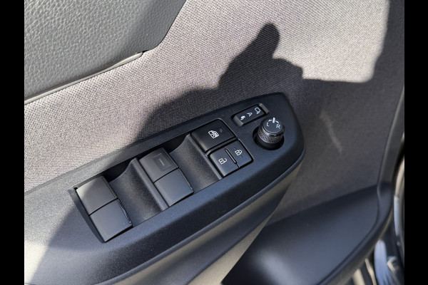 Toyota Yaris Cross 1.5 Hybrid 130 PK AUT Dynamic / Camera / Blind spot / Navigatie