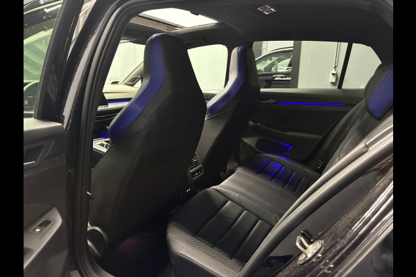 Volkswagen Golf 8 2.0 TSI R 4Motion Akra Pano Leer