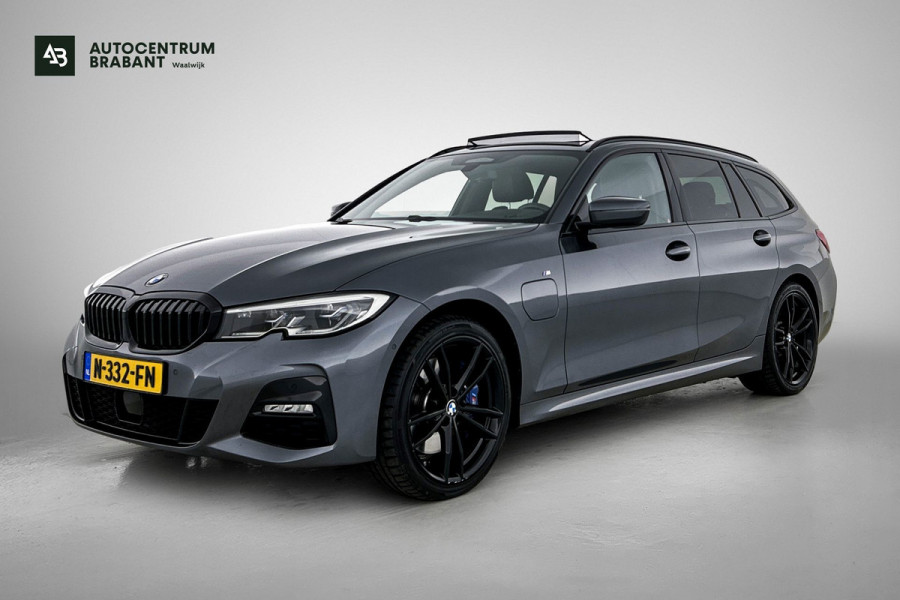 BMW 3 Serie Touring 330e xDrive High Executive M-sport (Panorama, Trekhaak, Camera, Co-Pilot, Stoel+StuurV, Carplay, Etc)