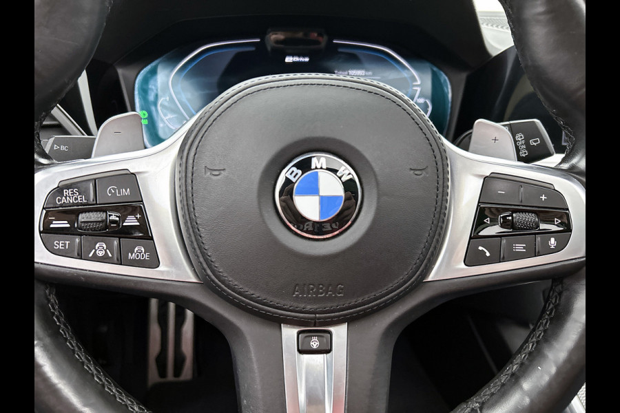 BMW 3 Serie Touring 330e xDrive High Executive M-sport (Panorama, Trekhaak, Camera, Co-Pilot, Stoel+StuurV, Carplay, Etc)