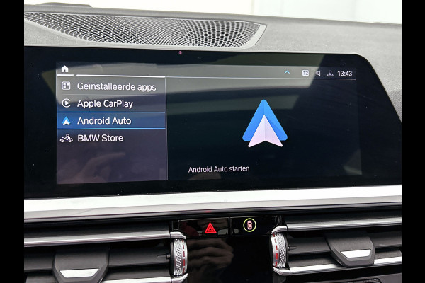 BMW 3 Serie Touring 330e xDrive High Executive M-sport (Panorama, Trekhaak, Camera, Co-Pilot, Stoel+StuurV, Carplay, Etc)