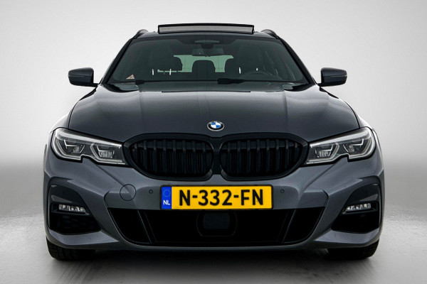 BMW 3 Serie Touring 330e xDrive High Executive M-sport (Panorama, Trekhaak, Camera, Co-Pilot, Stoel+StuurV, Carplay, Etc)