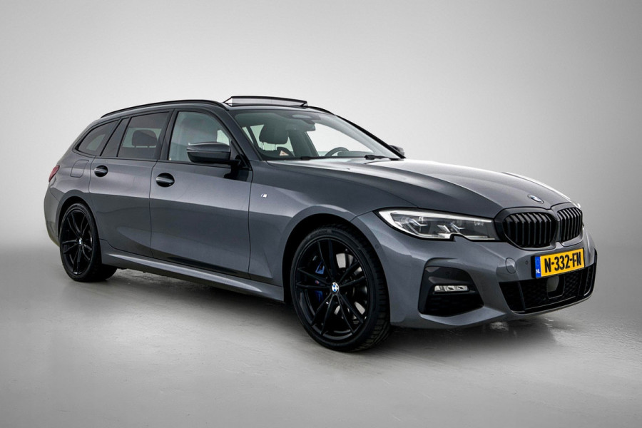 BMW 3 Serie Touring 330e xDrive High Executive M-sport (Panorama, Trekhaak, Camera, Co-Pilot, Stoel+StuurV, Carplay, Etc)