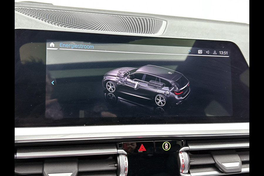 BMW 3 Serie Touring 330e xDrive High Executive M-sport (Panorama, Trekhaak, Camera, Co-Pilot, Stoel+StuurV, Carplay, Etc)