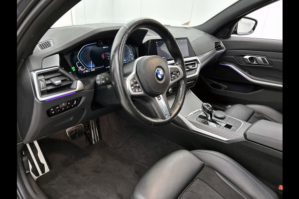 BMW 3 Serie Touring 330e xDrive High Executive M-sport (Panorama, Trekhaak, Camera, Co-Pilot, Stoel+StuurV, Carplay, Etc)