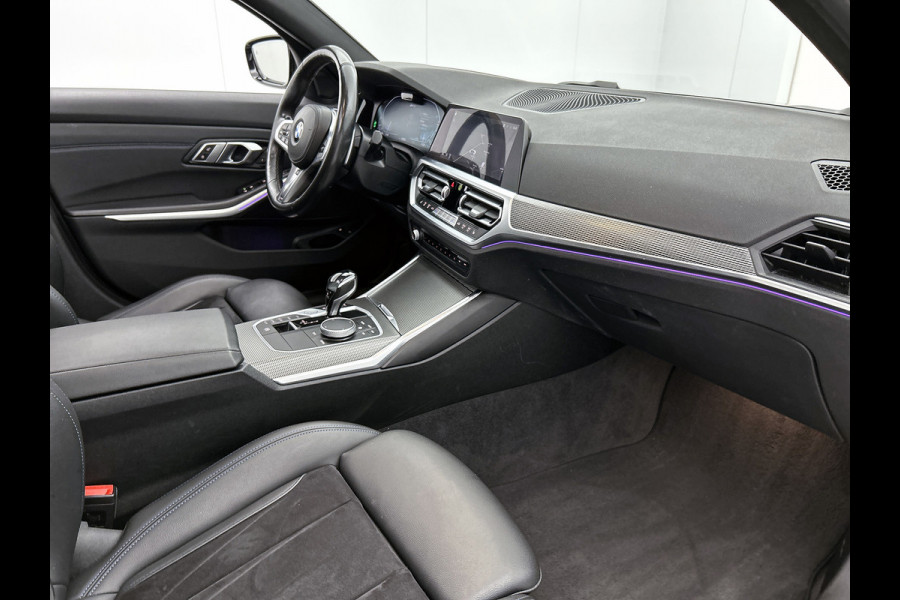 BMW 3 Serie Touring 330e xDrive High Executive M-sport (Panorama, Trekhaak, Camera, Co-Pilot, Stoel+StuurV, Carplay, Etc)