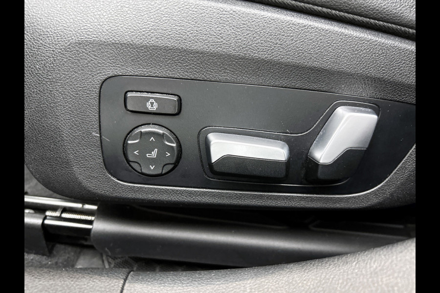 BMW 3 Serie Touring 330e xDrive High Executive M-sport (Panorama, Trekhaak, Camera, Co-Pilot, Stoel+StuurV, Carplay, Etc)