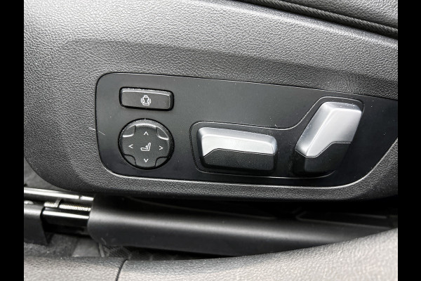 BMW 3 Serie Touring 330e xDrive High Executive M-sport (Panorama, Trekhaak, Camera, Co-Pilot, Stoel+StuurV, Carplay, Etc)