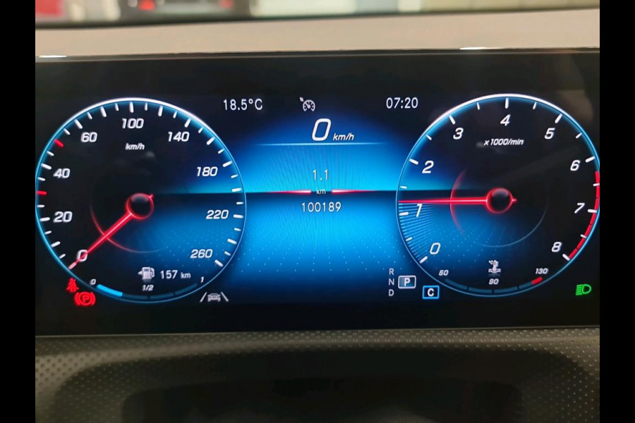 Mercedes-Benz CLA-Klasse Shooting Brake 200 Business Solution AMG AMG line | Night Pakket | Ledkoplampen | Sfeerverlichting | Stoelverwarming. Inclusief 24 maanden Mercedes-Benz Certified garantie voor Europa.