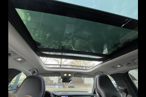 Volvo XC60 2.0 T6 Plug-in hybrid AWD Plus Dark 360 CAMERA| HARMAN KARDON| ACHTERBANK VERWARMD| PANO| VOORSTOELEN + STUUR VERWARMD| ELEKTRISCHE STOELEN MET MEMORY| ELEKTRISCHE ACHTERKLEP| DEALER OH. NET ONDERHOUD GEHAD|