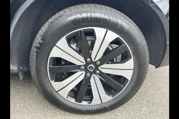 Volvo XC60 2.0 T6 Plug-in hybrid AWD Plus Dark 360 CAMERA| HARMAN KARDON| ACHTERBANK VERWARMD| PANO| VOORSTOELEN + STUUR VERWARMD| ELEKTRISCHE STOELEN MET MEMORY| ELEKTRISCHE ACHTERKLEP| DEALER OH. NET ONDERHOUD GEHAD|