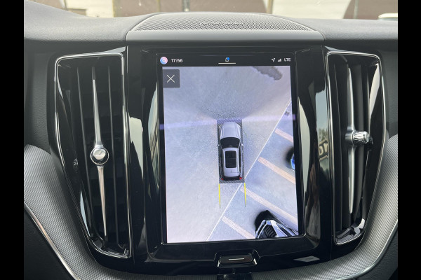 Volvo XC60 2.0 T6 Plug-in hybrid AWD Plus Dark 360 CAMERA| HARMAN KARDON| ACHTERBANK VERWARMD| PANO| VOORSTOELEN + STUUR VERWARMD| ELEKTRISCHE STOELEN MET MEMORY| ELEKTRISCHE ACHTERKLEP| DEALER OH. NET ONDERHOUD GEHAD|