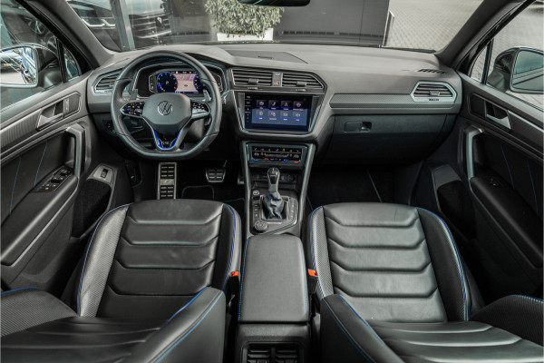 Volkswagen Tiguan 2.0 TSI R 4Motion - Panorama | Akrapovic | Memory | ACC | Keyless