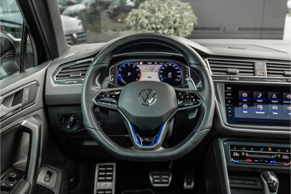 Volkswagen Tiguan 2.0 TSI R 4Motion - Panorama | Akrapovic | Memory | ACC | Keyless