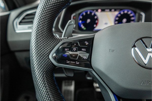 Volkswagen Tiguan 2.0 TSI R 4Motion - Panorama | Akrapovic | Memory | ACC | Keyless