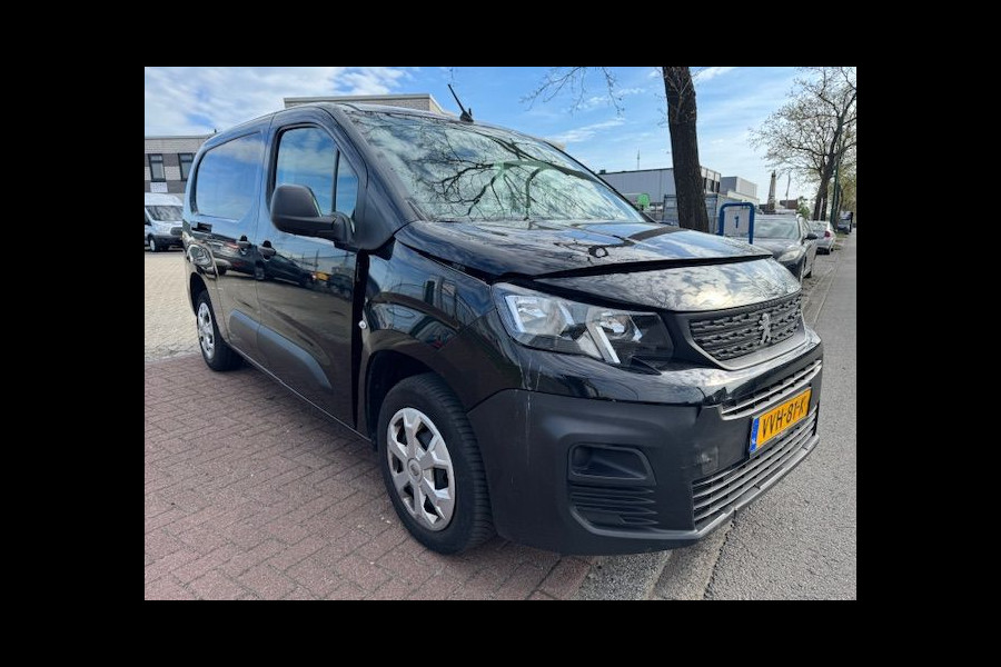 Peugeot Partner 1.5 BlueHDi 100 L2 3zits Airco,Cruisecontrol VOORSCHADE