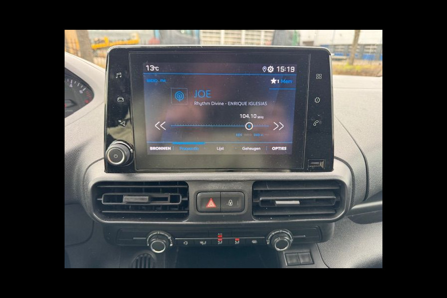 Peugeot Partner 1.5 BlueHDi 100 L2 3zits Airco,Cruisecontrol VOORSCHADE