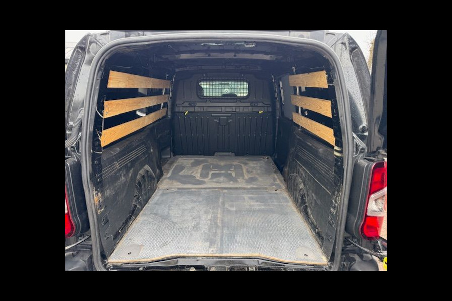 Peugeot Partner 1.5 BlueHDi 100 L2 3zits Airco,Cruisecontrol VOORSCHADE