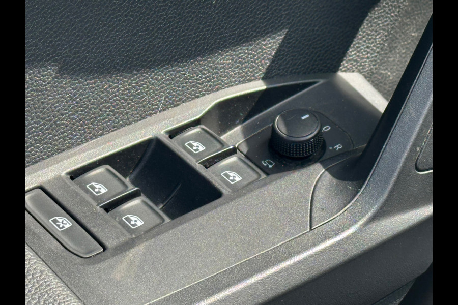 Seat Arona 1.0 TSI Style Business Connect|STOELVERW|CAMERA|VIRTUAL|