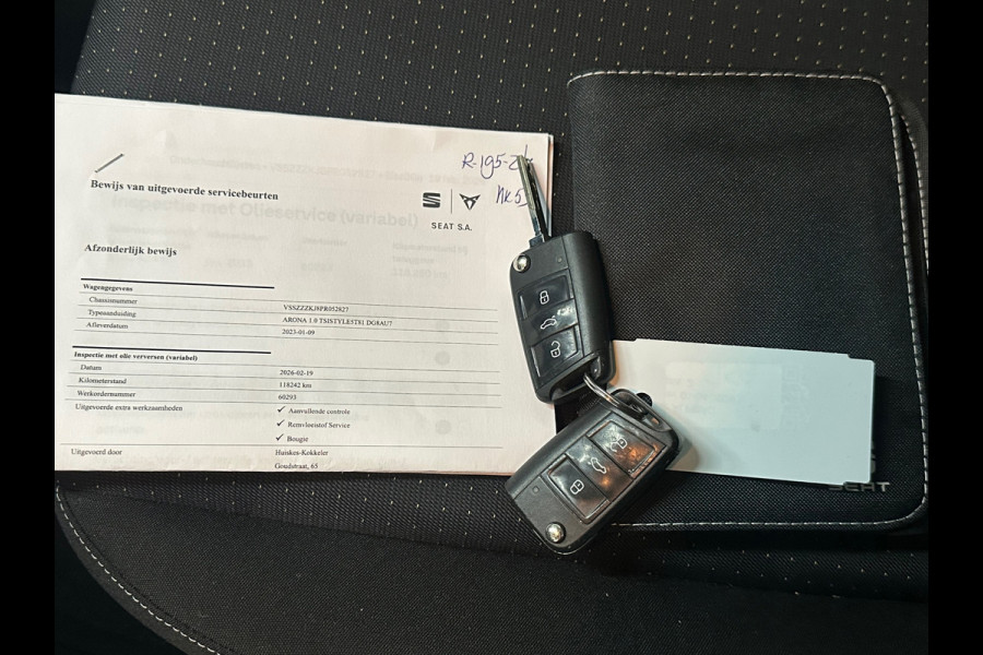Seat Arona 1.0 TSI Style Business Connect|STOELVERW|CAMERA|VIRTUAL|