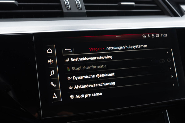 Audi e-tron Sportback 55 Quattro / 2x S-line/ S zetels/ Head-up/ B&O/ 360 camera/ Pano/ Trekhaak/ 300kW (408PK)