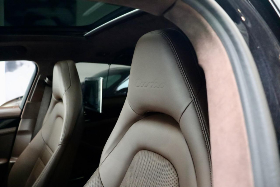 Porsche Panamera Sport Turismo 4.0 Turbo AKRA|PANO|MASSAGE|MATRIX|VOL