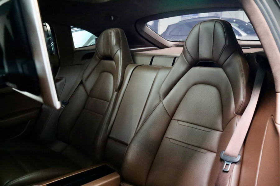 Porsche Panamera Sport Turismo 4.0 Turbo AKRA|PANO|MASSAGE|MATRIX|VOL