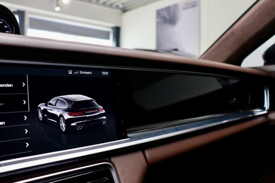 Porsche Panamera Sport Turismo 4.0 Turbo AKRA|PANO|MASSAGE|MATRIX|VOL