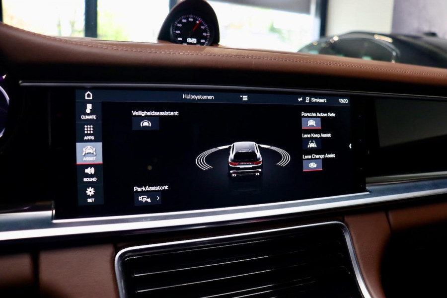 Porsche Panamera Sport Turismo 4.0 Turbo AKRA|PANO|MASSAGE|MATRIX|VOL