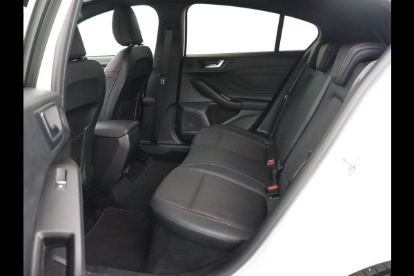 Ford Focus 2.0 EcoBlue ST Line X | Stoelverwarming | Adaptive cruise | Half leder | Elektrische stoel | Camera | Carplay | Navigatie | Stuurverwarming | Full LED | Parkeerhulp | Climate control | B&O Sound