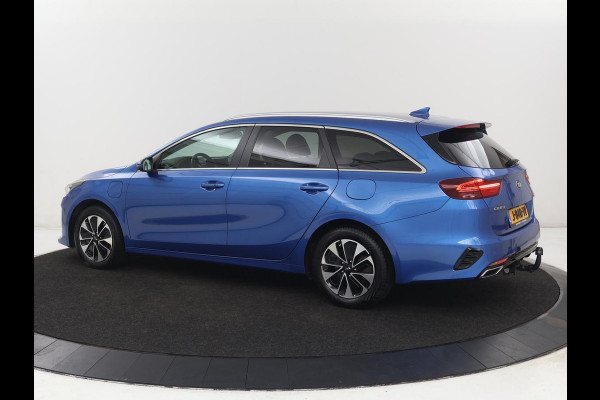 Kia Ceed 1.6 GDI PHEV DynamicPlusLine | SOH 100% | Stoel & stuurverwarming | Trekhaak | Half leder | Carplay | Camera | Keyless | Full LED | Navigatie | Adaptive cruise | Climate control | Bluetooth | Plug In